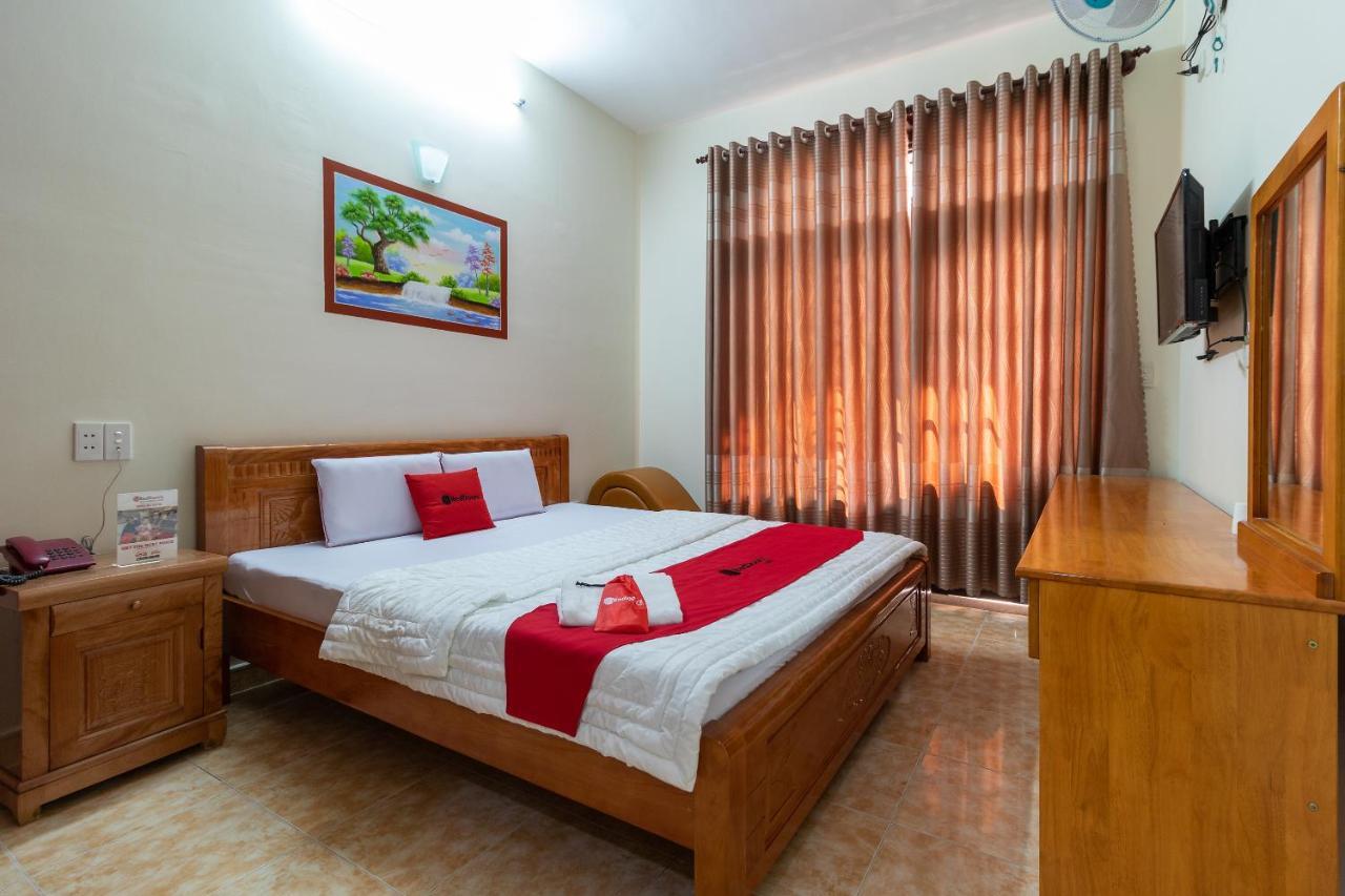 Hotel Reddoorz Near Lotte Cinema Cong Hoa