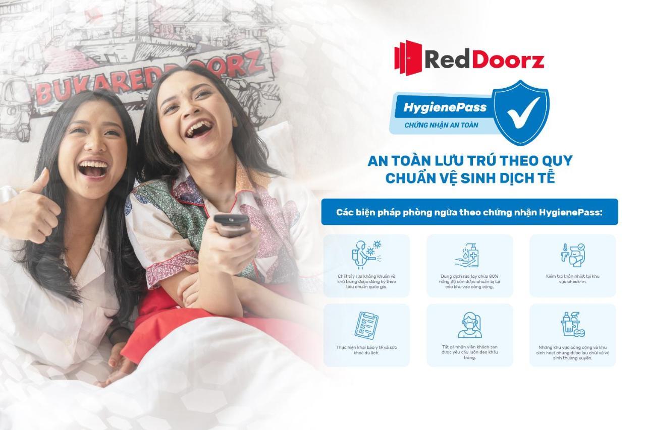 Reddoorz Gần Lotte Cinema Cộng Hòa 2*