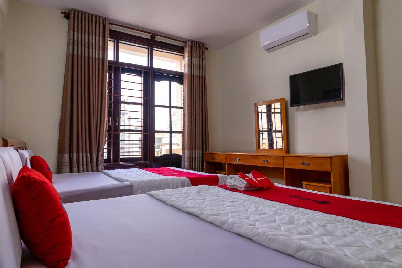 Khách sạn Reddoorz Gần Lotte Cinema Cộng Hòa 2*