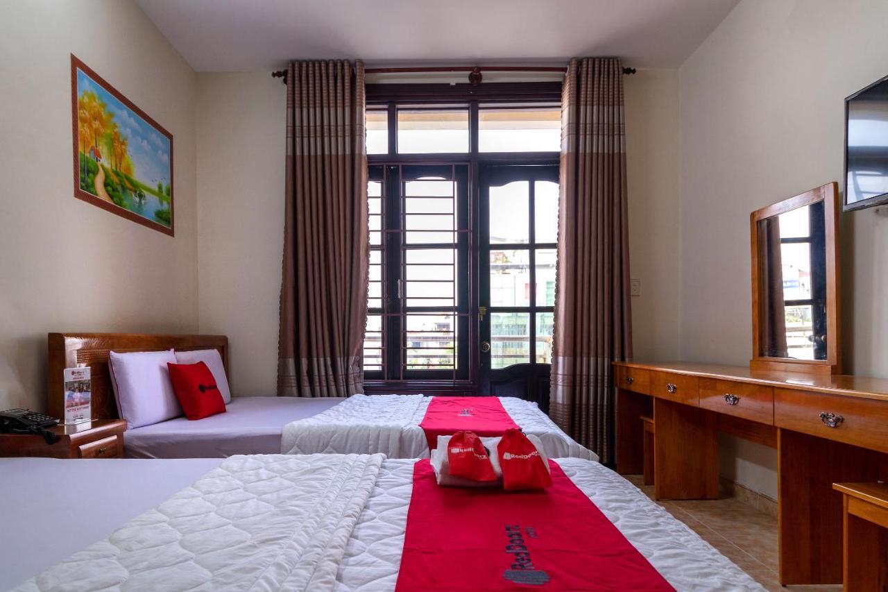 Reddoorz Gần Lotte Cinema Cộng Hòa 2* TP. Hồ Chí Minh
