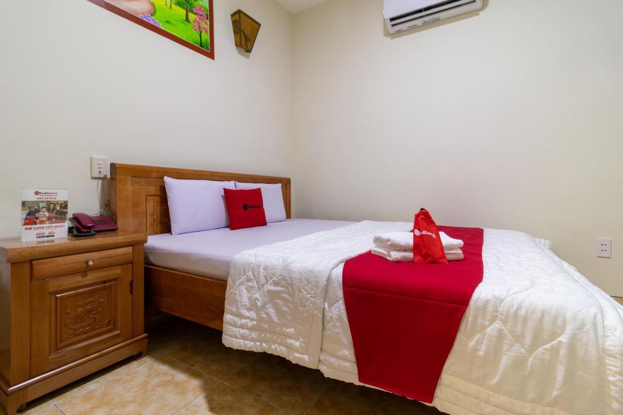 Reddoorz Gần Lotte Cinema Cộng Hòa 2*