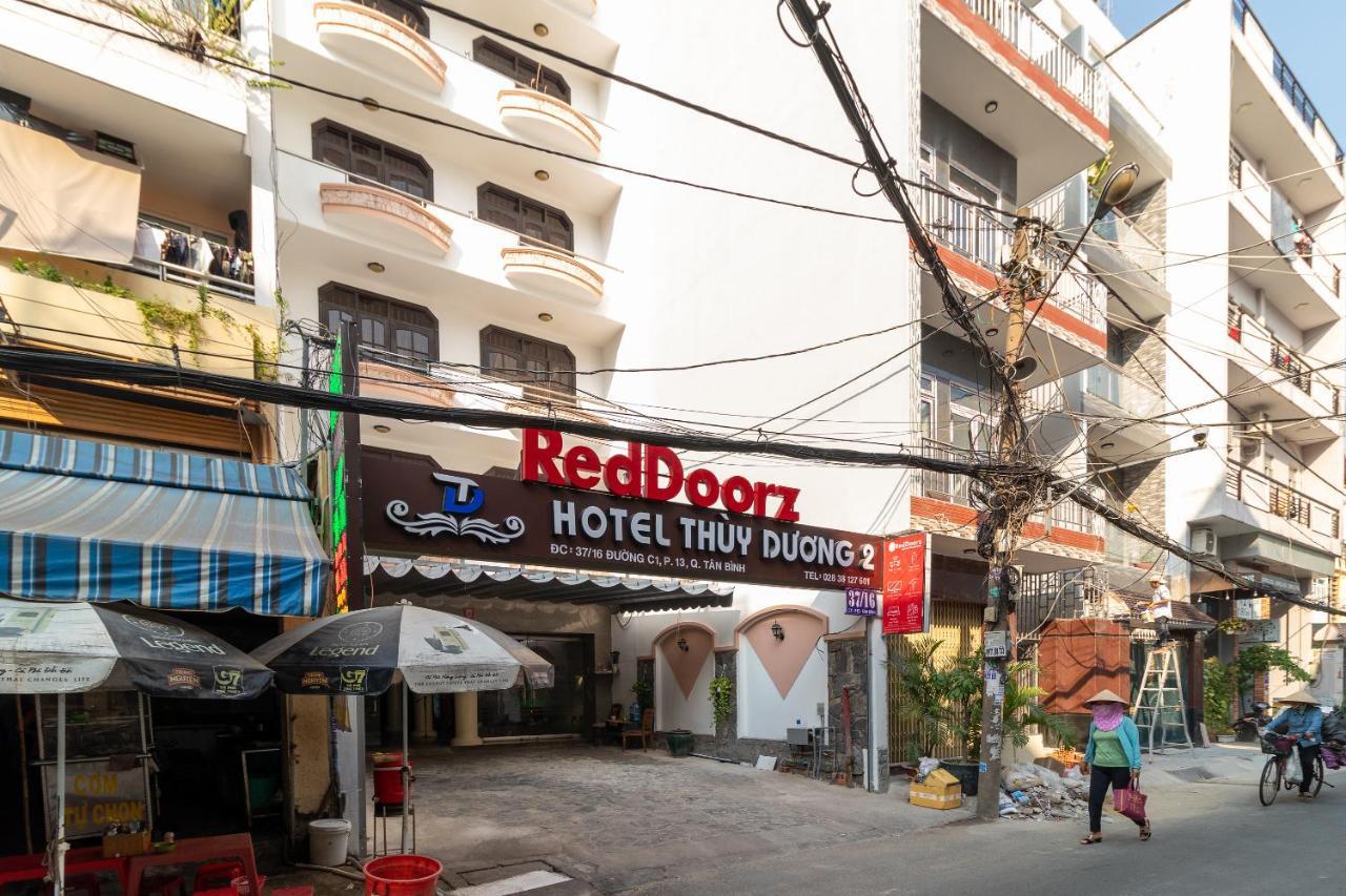 Reddoorz Gần Lotte Cinema Cộng Hòa Khách sạn